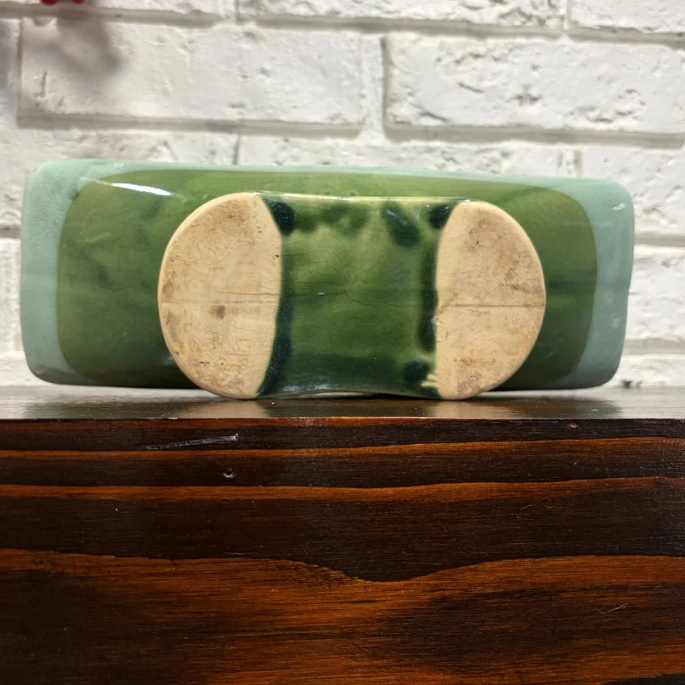 Stylish Green Ceramic Dish - Picture 3 of 3